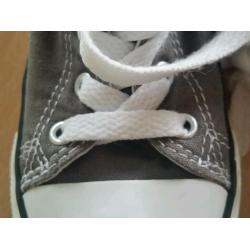 Grey All star converse kids shoes