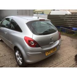 Corsa 1.3 cdti Design, Alloys, A/C & Half leather seats (Imaculate)