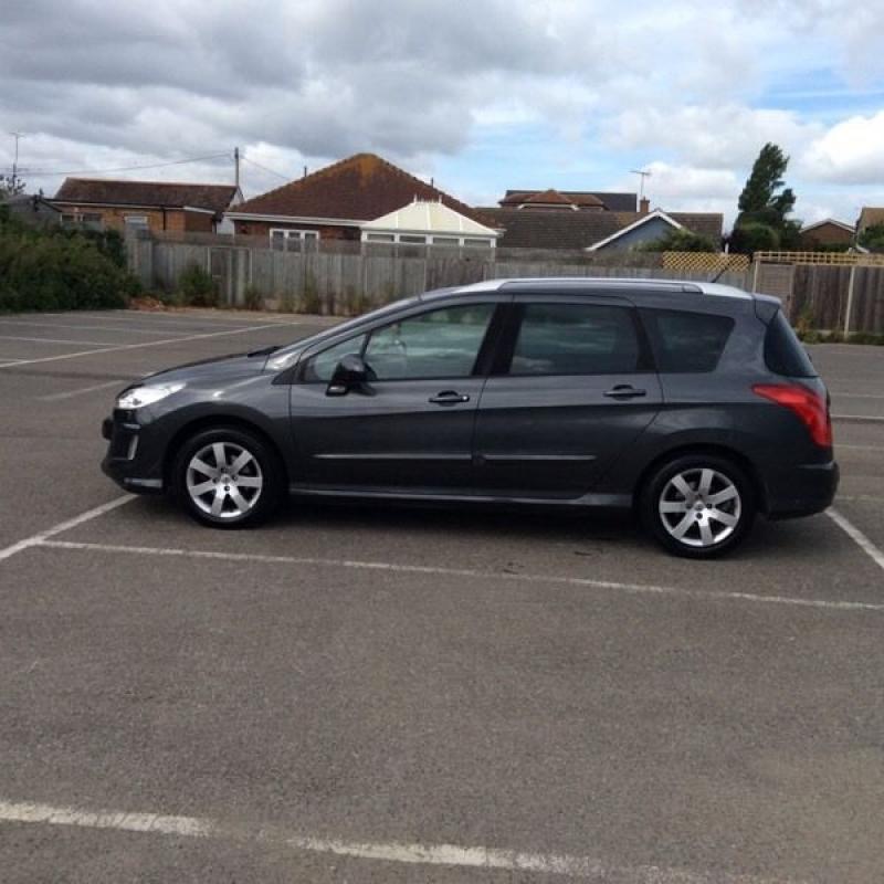 7 Seater Family Car Peugeot 308 sw 1.6 HDI