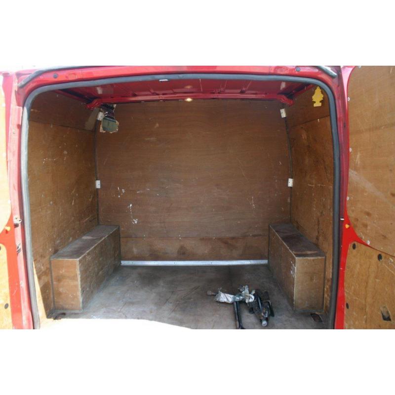 FORD TRANSIT 85 T-260 SWB 5-SEAT CREW VAN – 07-REG