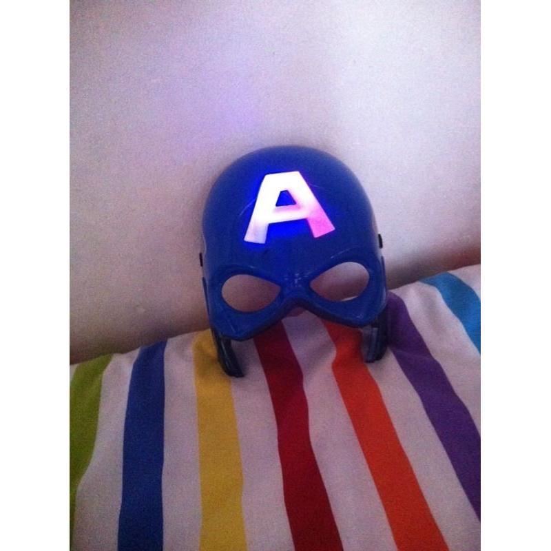 CAPTAIN AMERICA LIGHT UP LED MASK