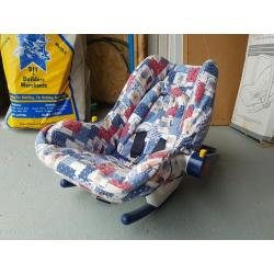 Britax Rock-a-bye Baby Chair/Car seat **FREE**