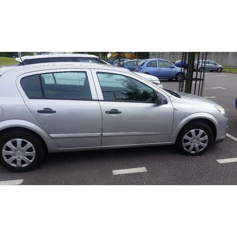 Cheap Vauxhall Astra 1.4 Life