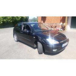 Ford Focus 1.6 i Ebony 3dr, body work in very good condition, lot of service history and long MOT