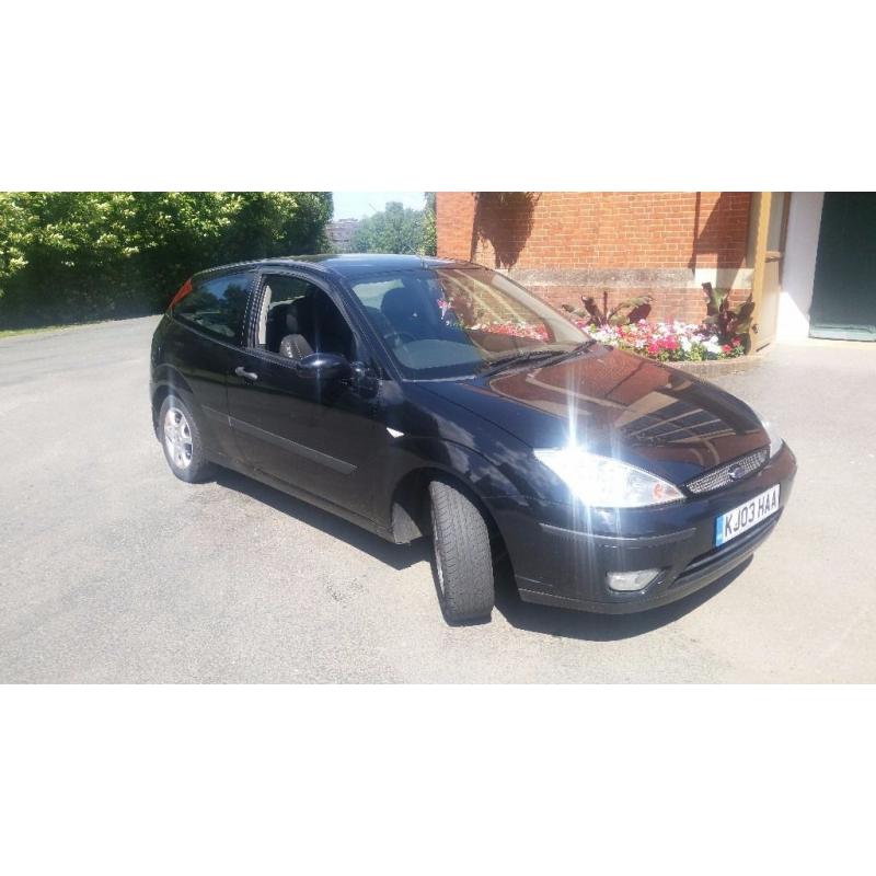 Ford Focus 1.6 i Ebony 3dr, body work in very good condition, lot of service history and long MOT