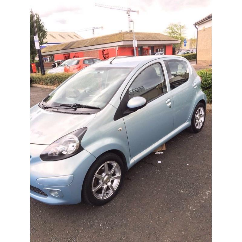 BARGAIN! WILL GO FAST!! 1.4 DIESEL TOYOTA AYGO LOW MILEAGE