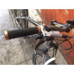 Mountain bike "Scott" hydrolic brakes