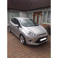 FOR SALE IMMACULATE CONDITION 2010 Silver Ford Fiesta 1.6L TDCi Zetec S, Manual, 3dr, 95bhp.