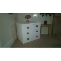 Solid oak chest with drawers