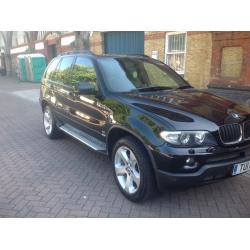 BMW X5 (54 with private plate)