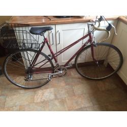 Vintage Raleigh. 'Clubman Lady' Racer. Burgundy. Great condition.