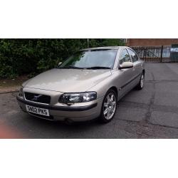 Volvo s60 d5 se disel very good condition very economycall car very clin car start and drive