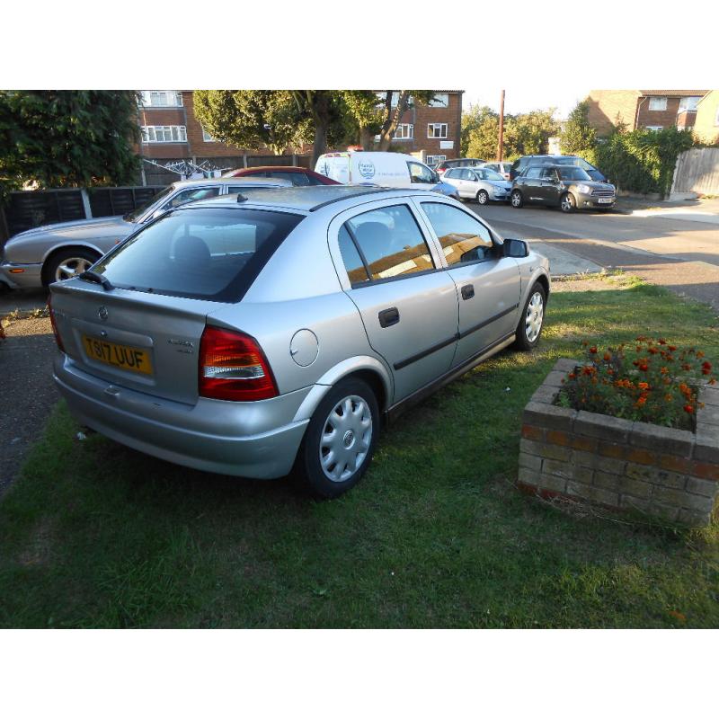 Vauxhall Astra 1.4 MOT JULY 2017