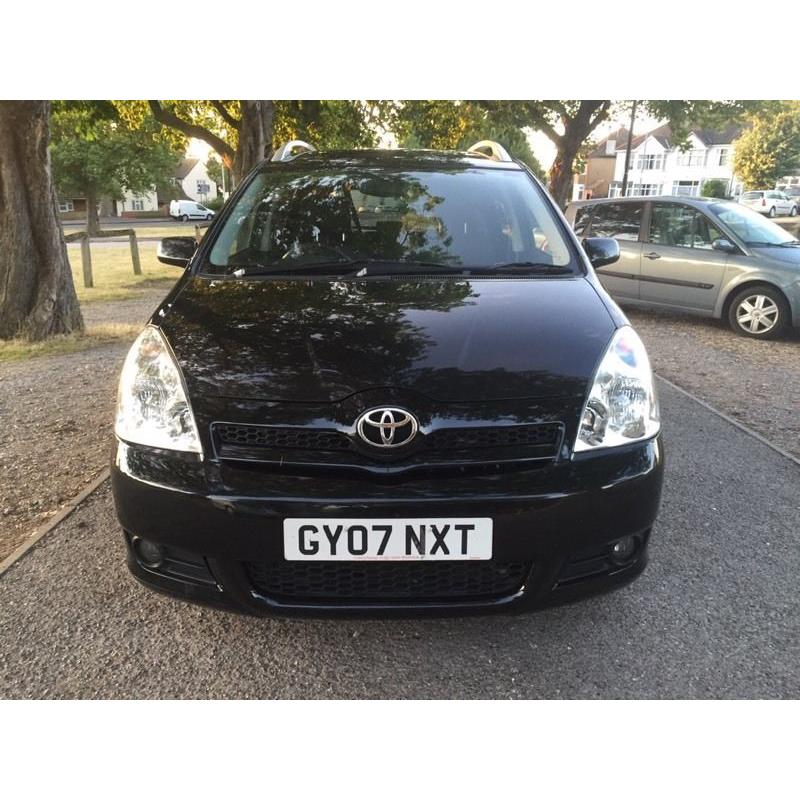 TOYOTA COROLLA VERSO DIESEL, 7 SEATER, DVD