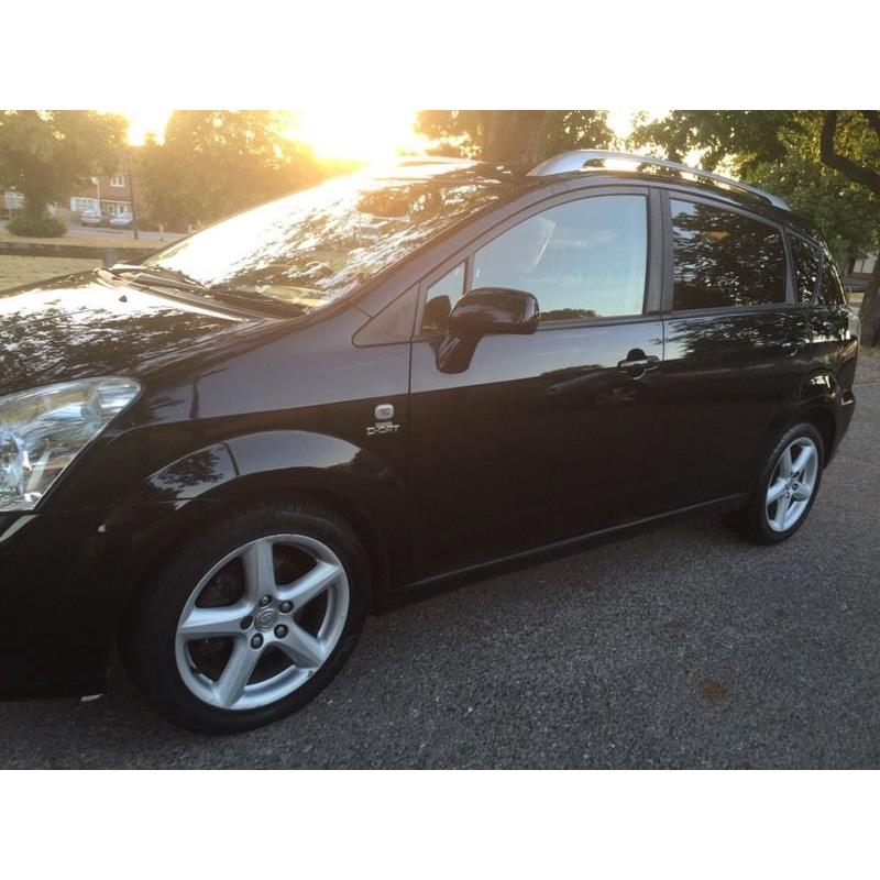 TOYOTA COROLLA VERSO DIESEL, 7 SEATER, DVD