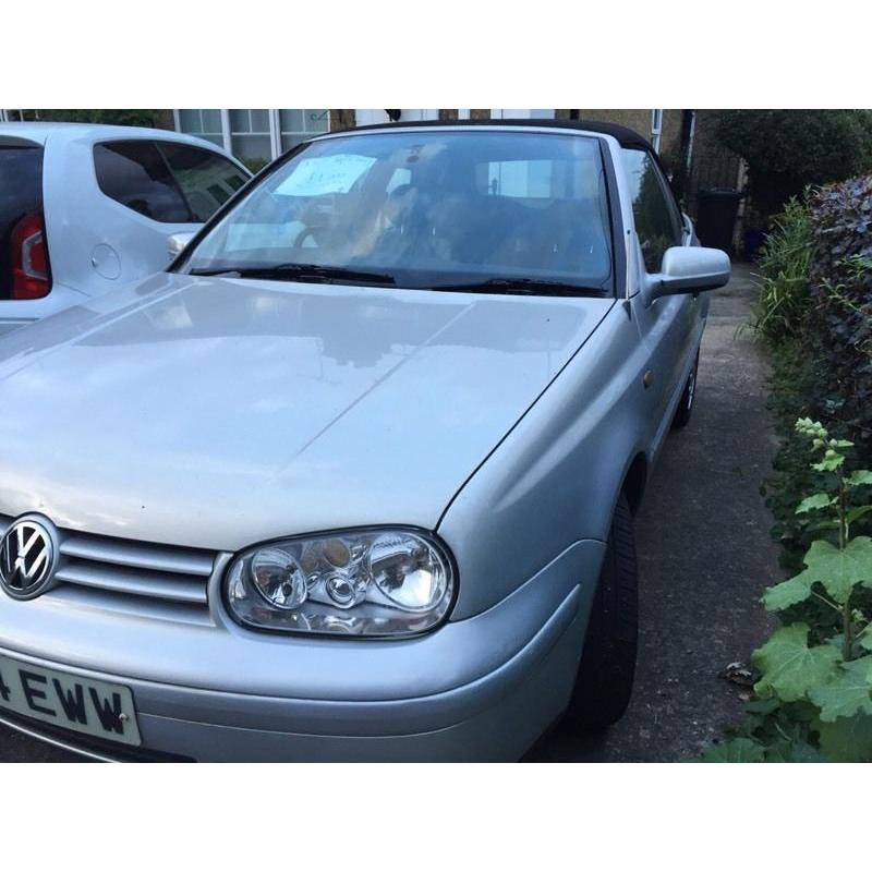 VW Avant Garde with perfect hydraulic hood