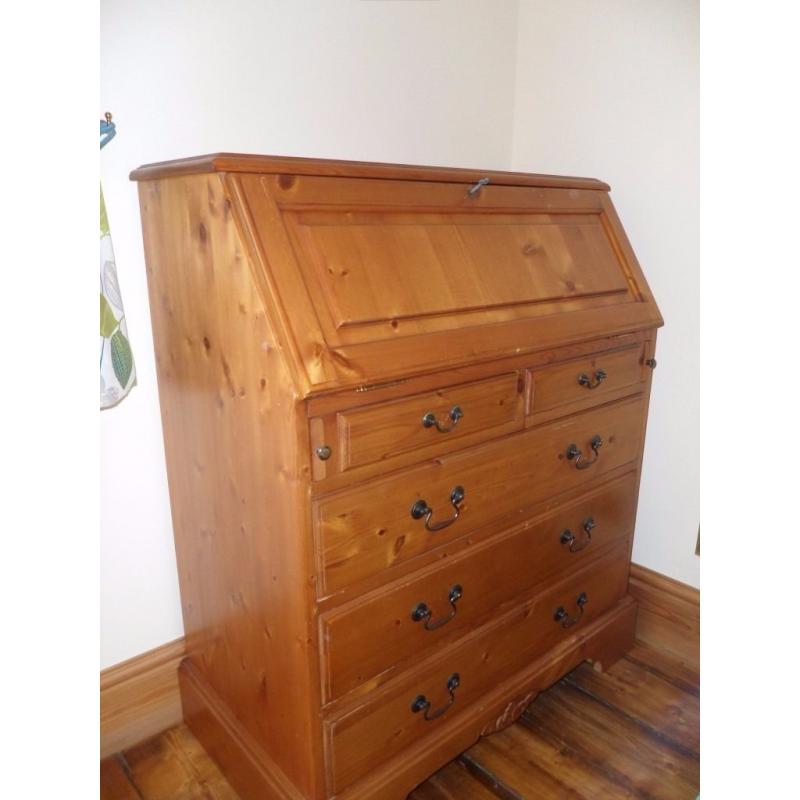 Solid Pine Jaycee Bureau For Sale - Very Good Condition