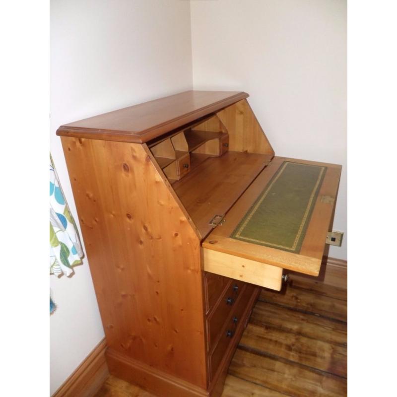 Solid Pine Jaycee Bureau For Sale - Very Good Condition