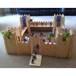 Toy Fort with Soldiers & Animals