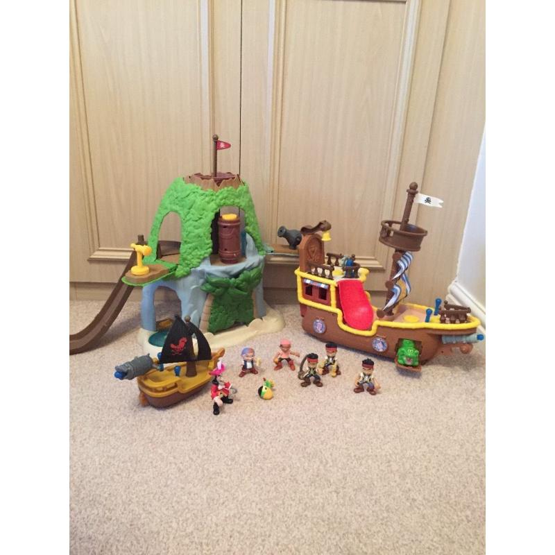 Jake and the Neverland Pirates Toy Bundle