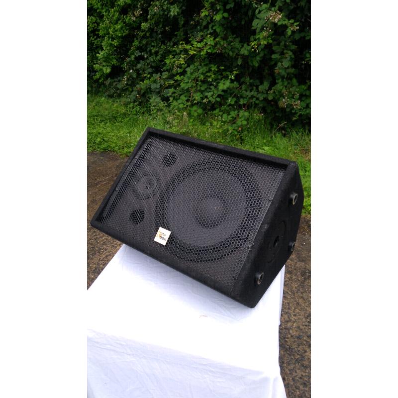 Professional Full Range PA Speaker. Offers