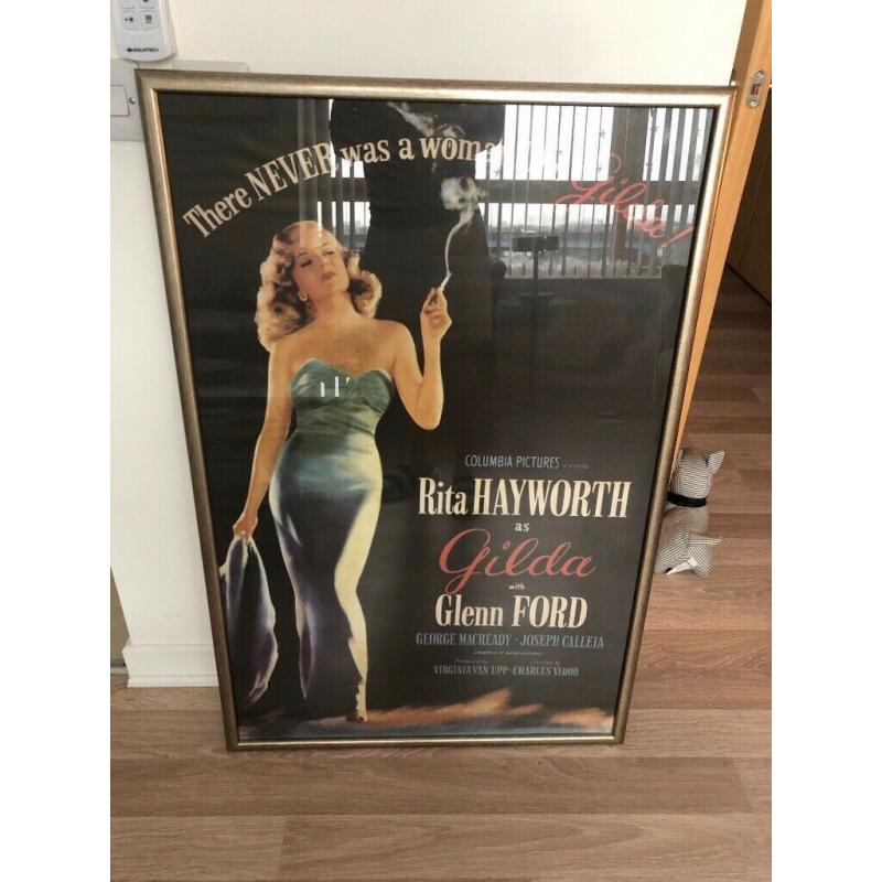 Rita Hayworth large famed picture