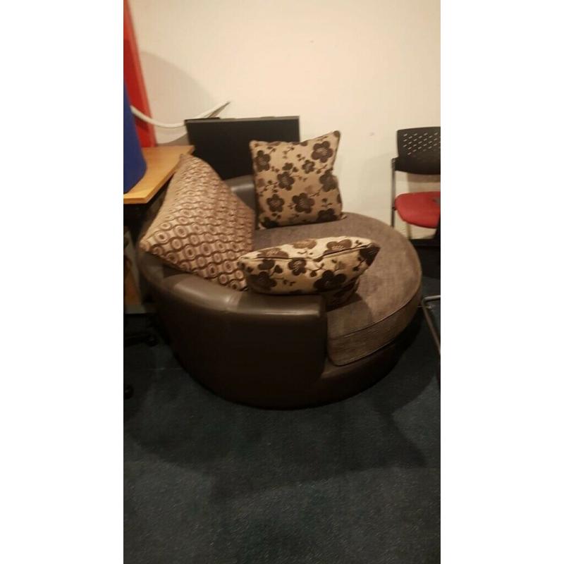 Oversized 2 persons Swivel Leather Sofa Fully Rotational